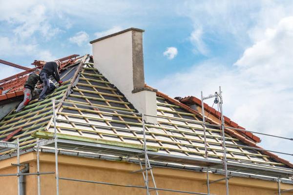 Affordable Roof Replacement Solutions in Blue Springs