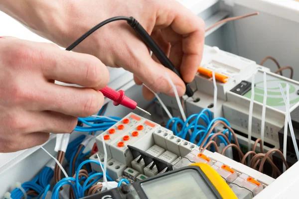 Questions to Ask Before Hiring an Electrician Contractor