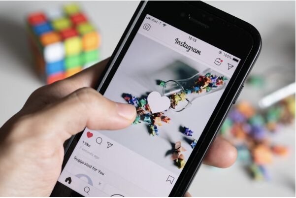 Scammers Exploiting Curiosity With Instagram Private Viewer Searches